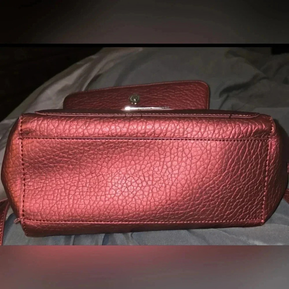 Nicole Miller Crossbody Bag - Picture 2 of 11